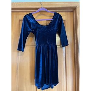 Forever 21 S Velvet Dress